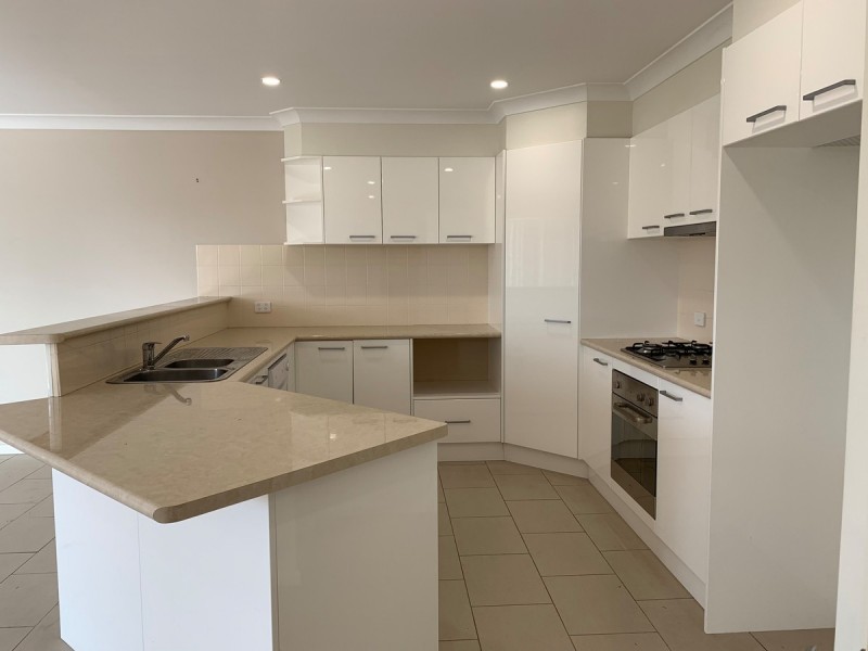1/2 Mistral Place, Old Bar NSW 2430