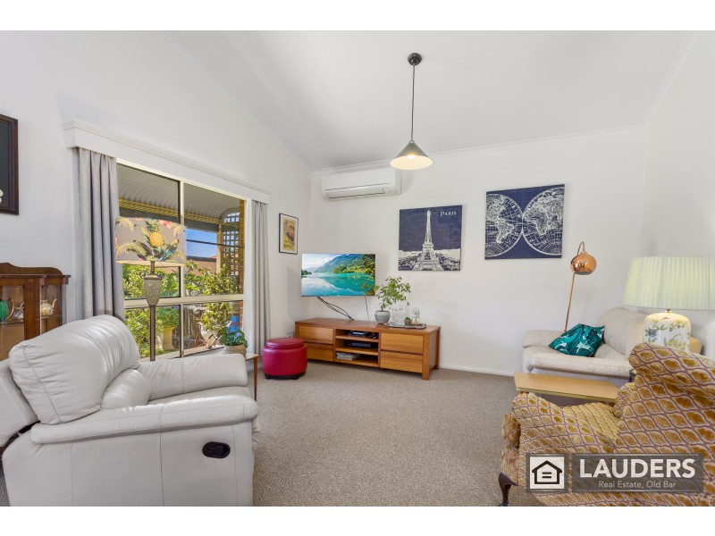 5 Laurina Close, Old Bar NSW 2430