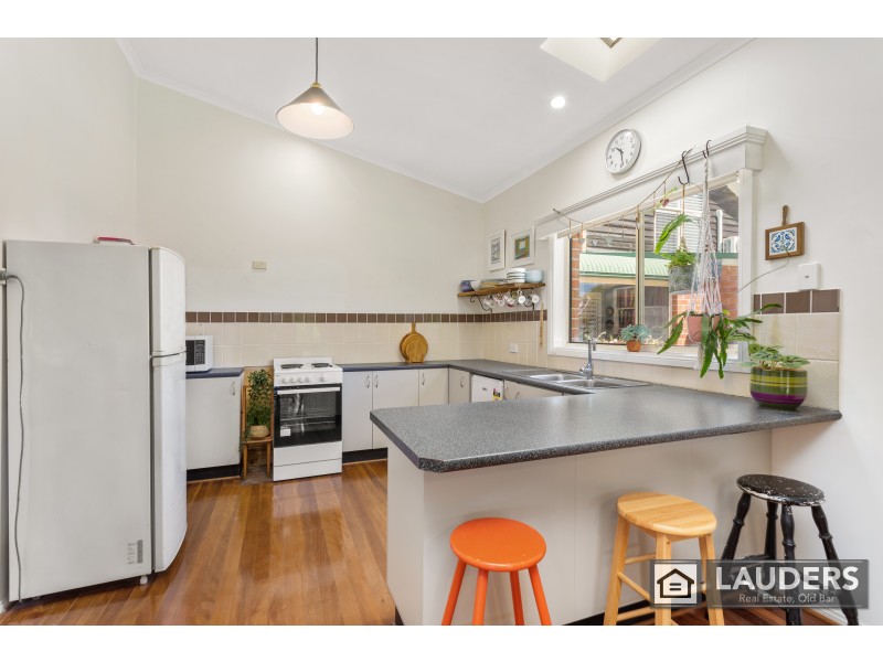 5 Laurina Close, Old Bar NSW 2430