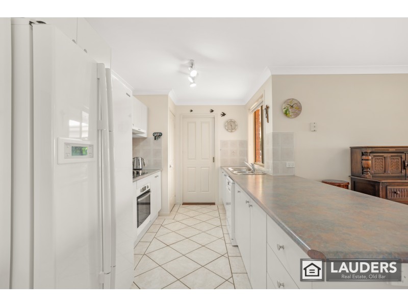 36 Rushby Drive, Old Bar NSW 2430