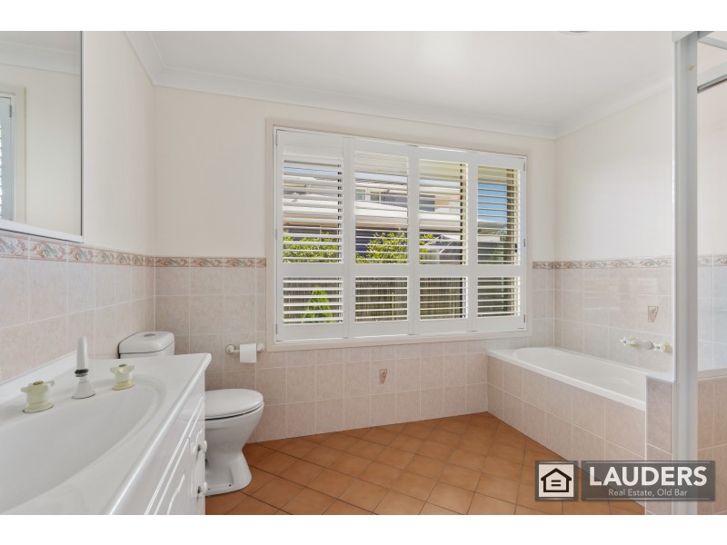 36 Rushby Drive, Old Bar NSW 2430