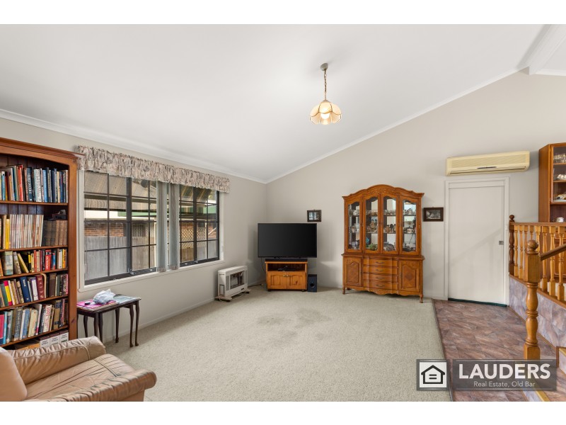82 Waterman Street, Old Bar NSW 2430