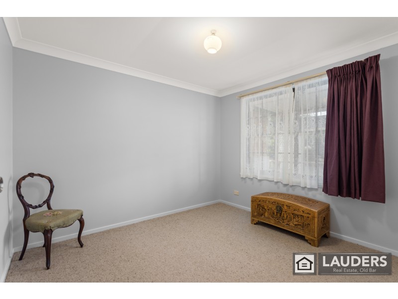 82 Waterman Street, Old Bar NSW 2430