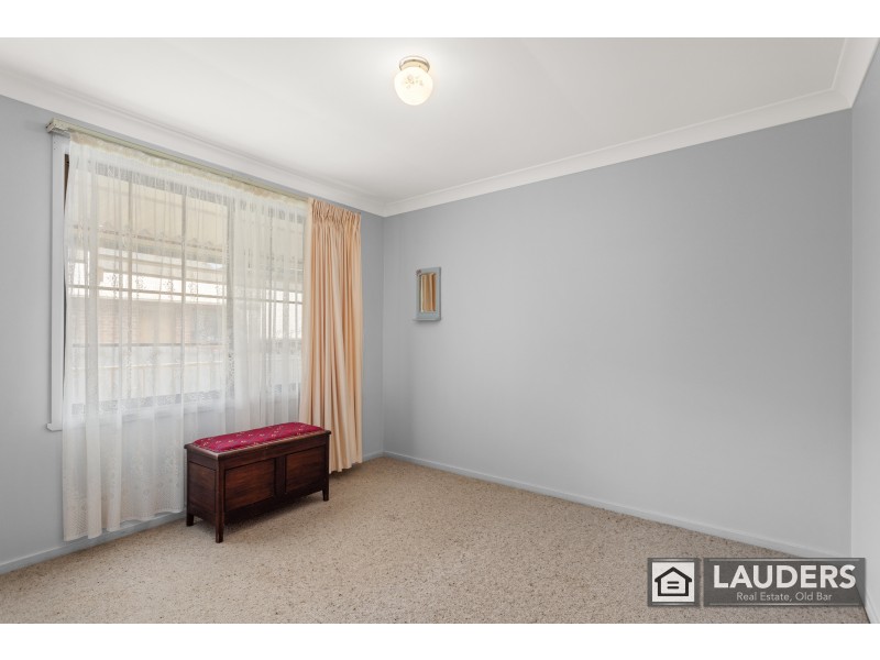 82 Waterman Street, Old Bar NSW 2430