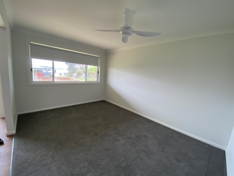 10 Ondaroo Crest, Old Bar NSW 2430