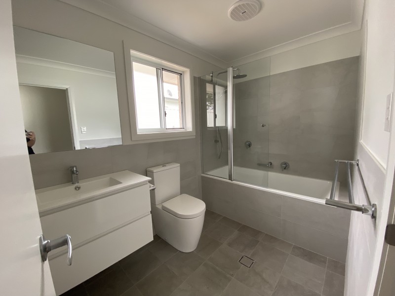 10 Ondaroo Crest, Old Bar NSW 2430