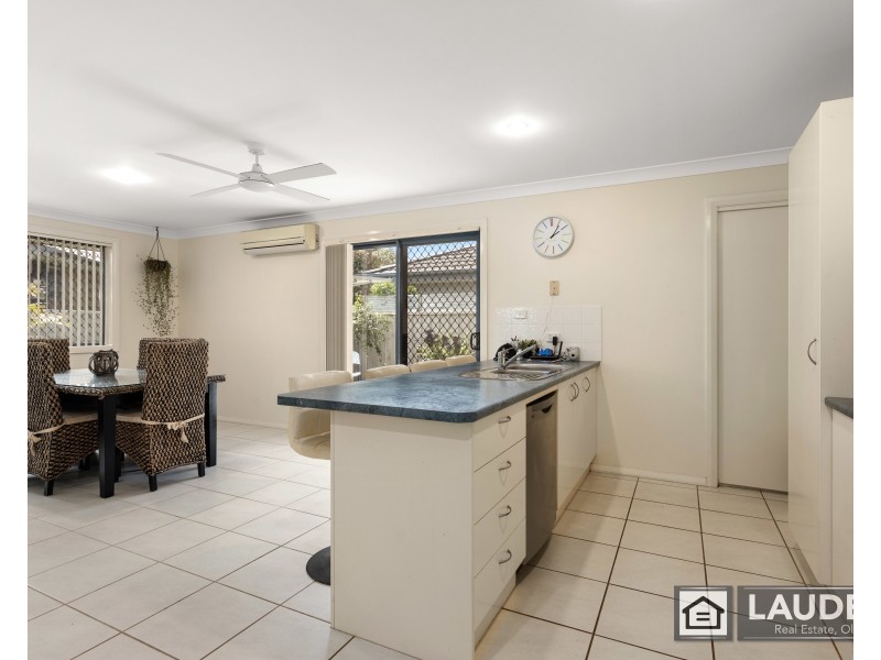 22a Ivy Crescent, Old Bar NSW 2430