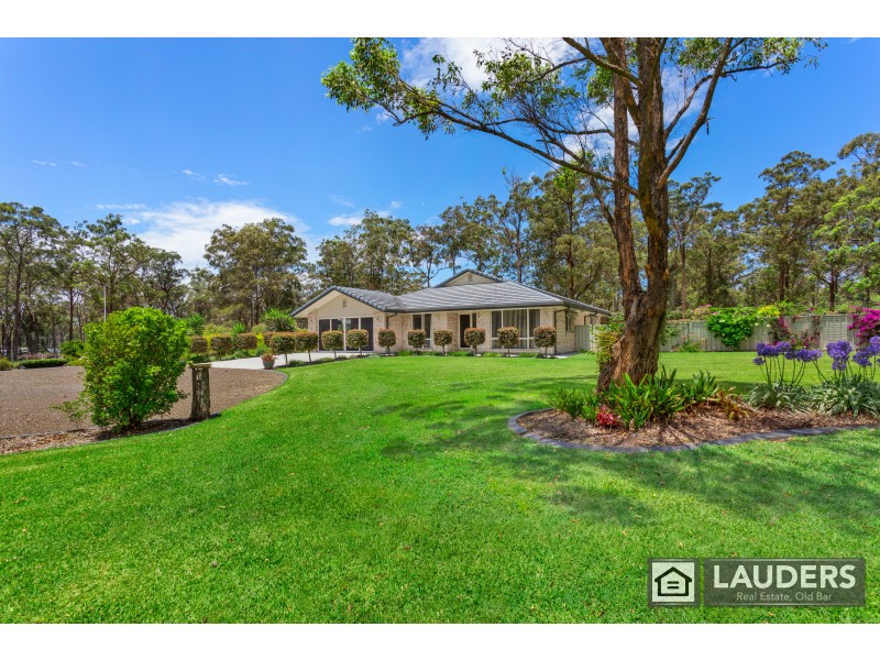 135 Heron Road, Old Bar NSW 2430