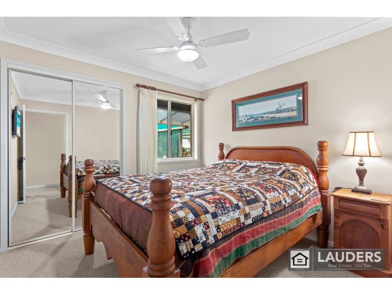 135 Heron Road, Old Bar NSW 2430