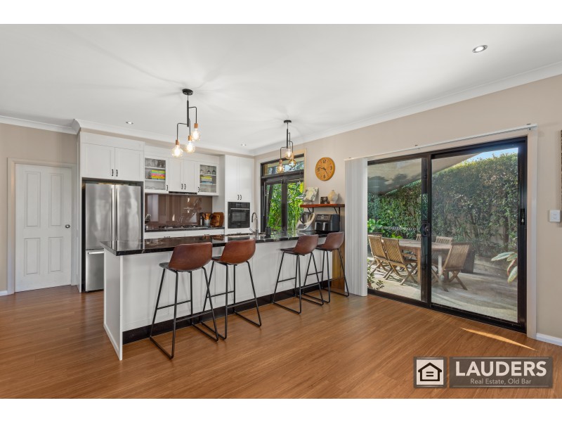 26 Wyden Street, Old Bar NSW 2430