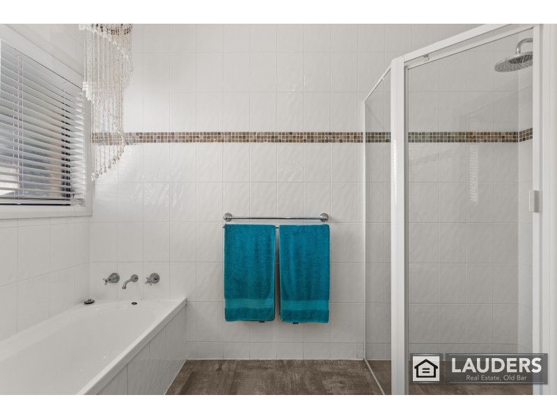 26 Wyden Street, Old Bar NSW 2430