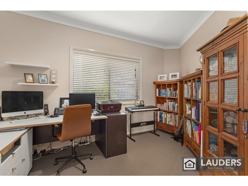 26 Wyden Street, Old Bar NSW 2430