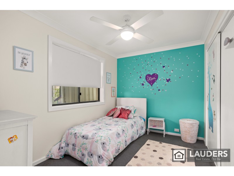 50 Hall Street, Old Bar NSW 2430