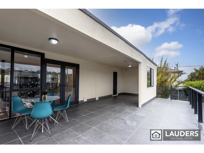 50 Hall Street, Old Bar NSW 2430