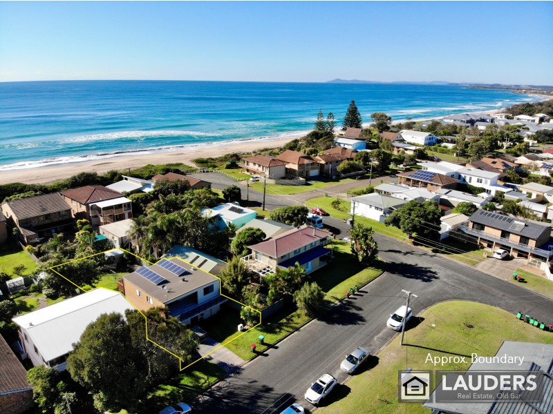 50 Hall Street, Old Bar NSW 2430