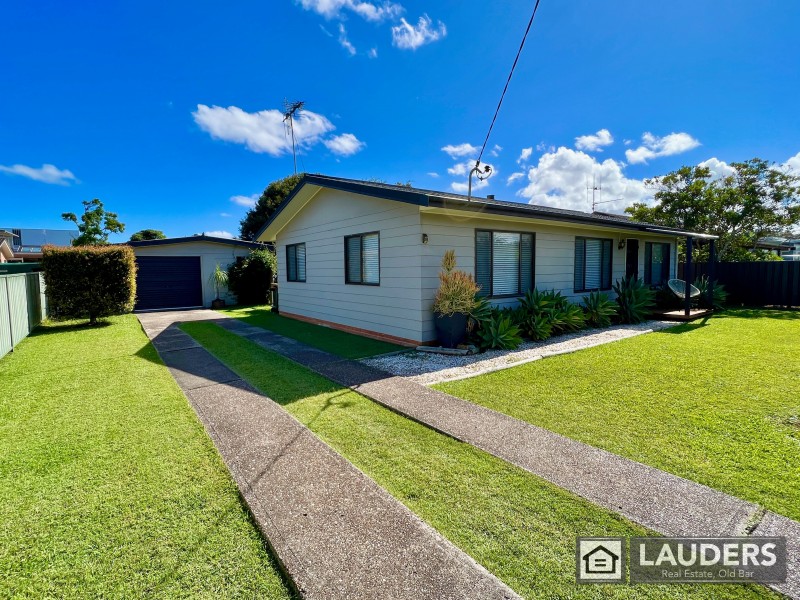 12 Farleigh Street, Old Bar NSW 2430