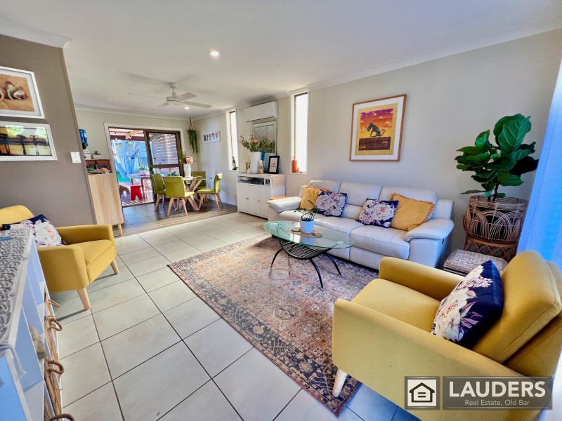 12 Farleigh Street, Old Bar NSW 2430