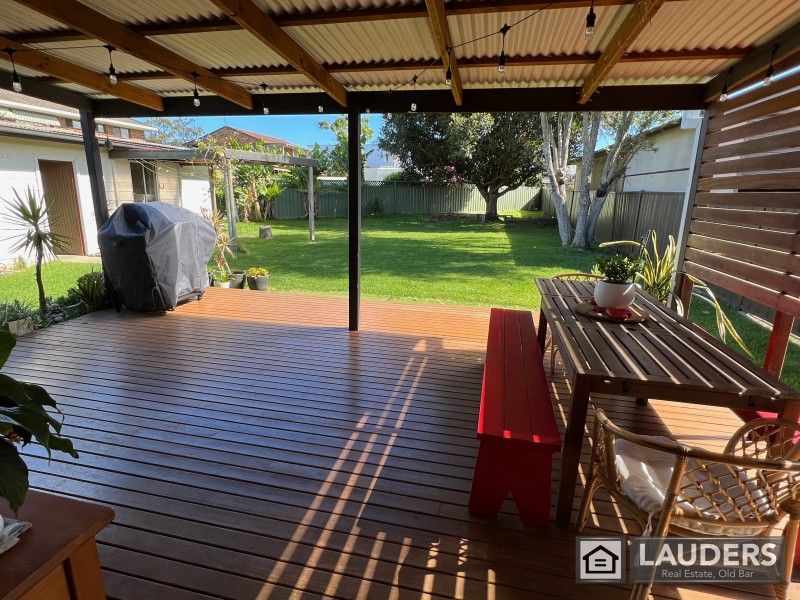12 Farleigh Street, Old Bar NSW 2430