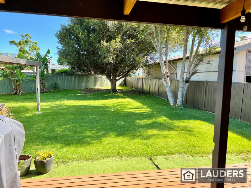 12 Farleigh Street, Old Bar NSW 2430