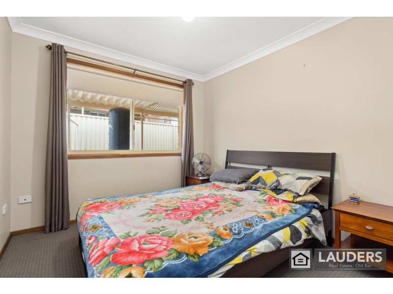 2/89 Old Bar Road, Old Bar NSW 2430