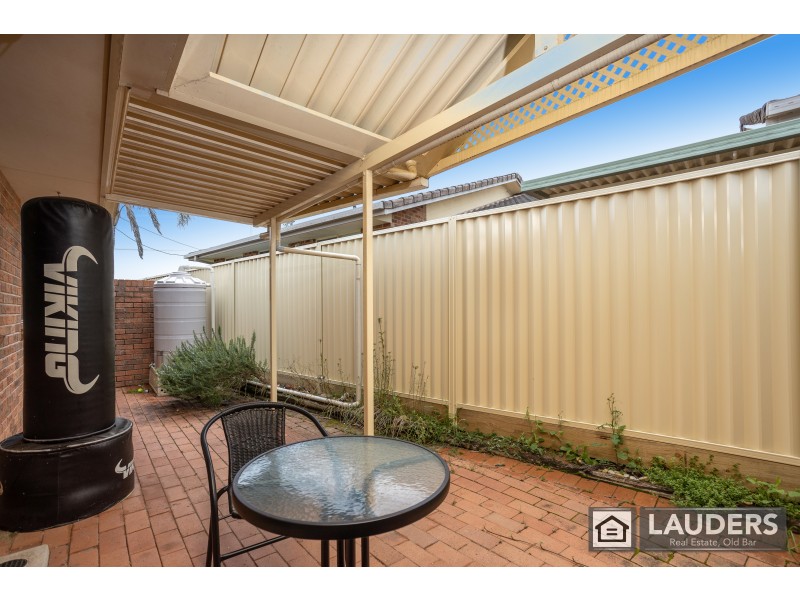 2/89 Old Bar Road, Old Bar NSW 2430