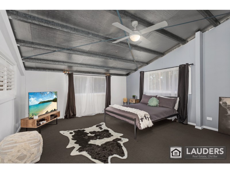 98 Warwiba Road, Old Bar NSW 2430