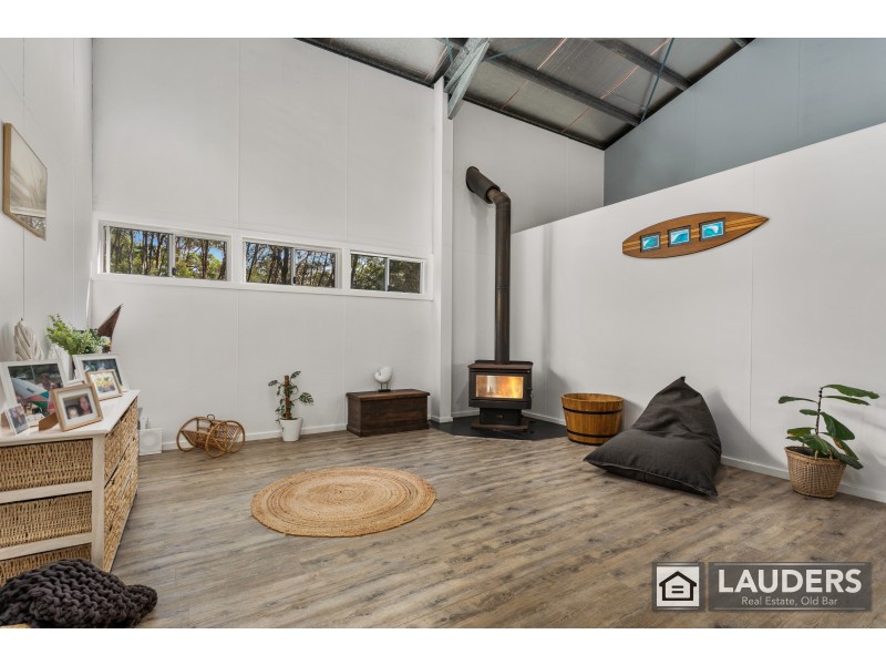 98 Warwiba Road, Old Bar NSW 2430