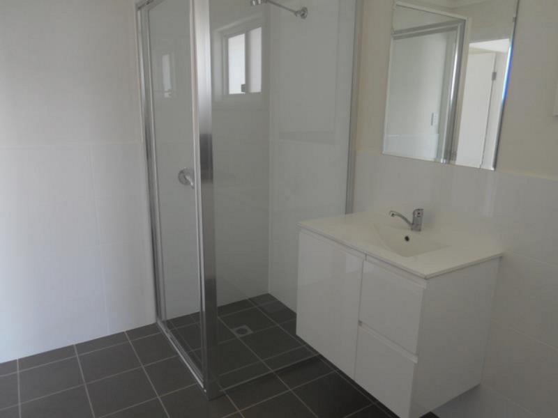 2A/40 Lewis Street, Old Bar NSW 2430
