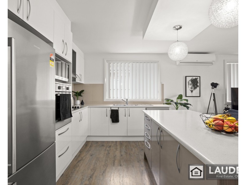 52 Albatross Way, Old Bar NSW 2430