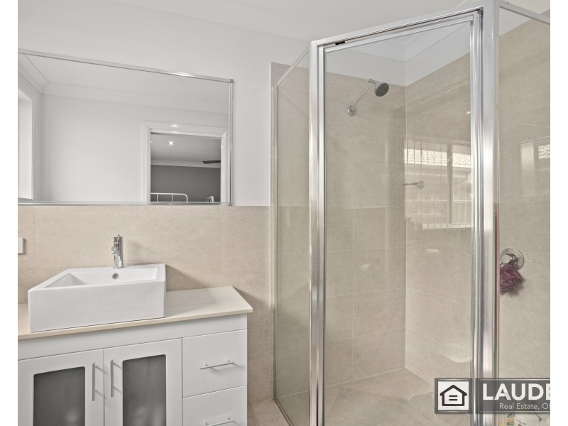 52 Albatross Way, Old Bar NSW 2430