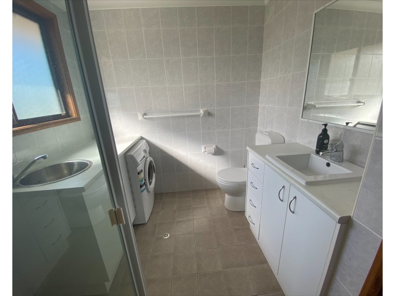 6 Lewis Street, Old Bar NSW 2430