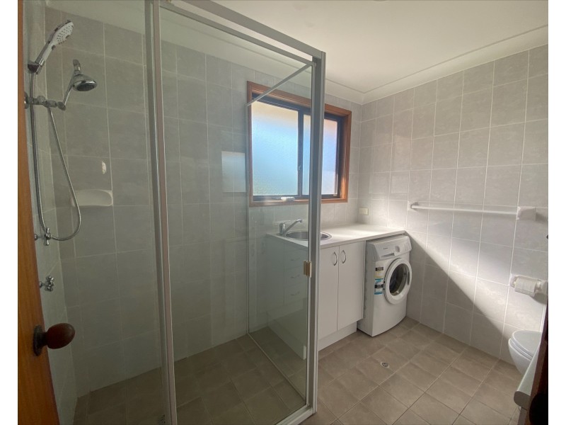 6 Lewis Street, Old Bar NSW 2430