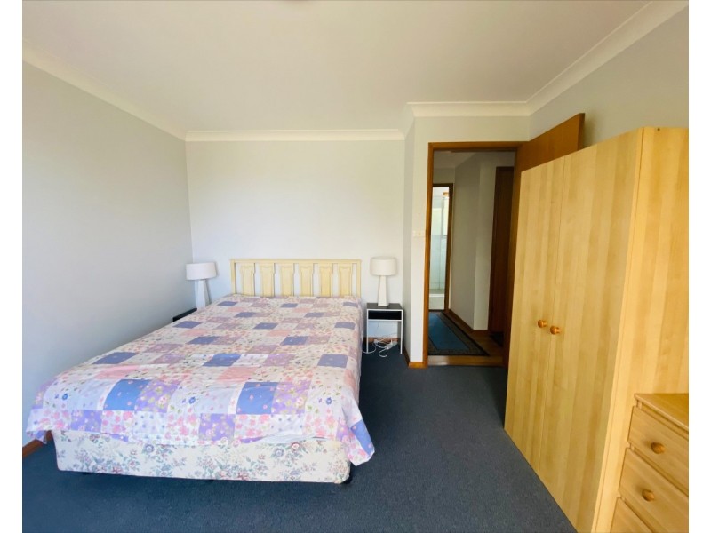 6 Lewis Street, Old Bar NSW 2430