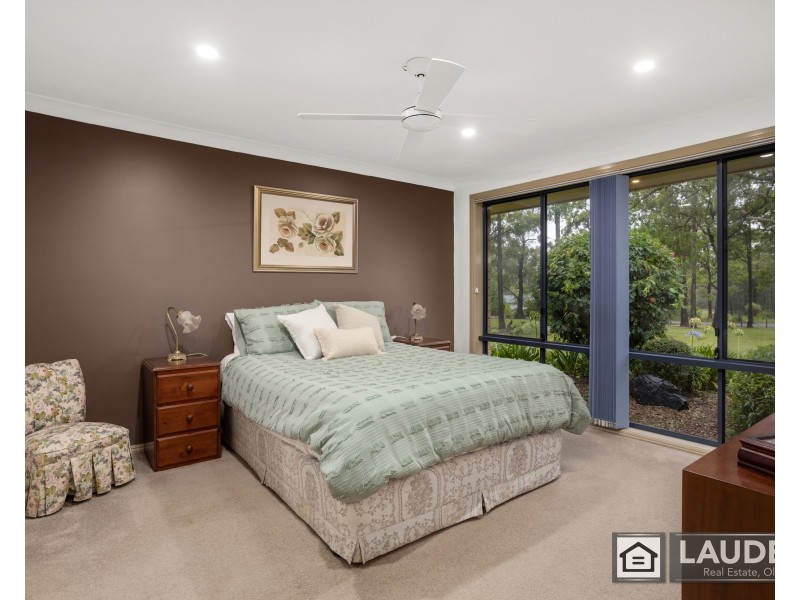 1 Rebecca Close, Old Bar NSW 2430
