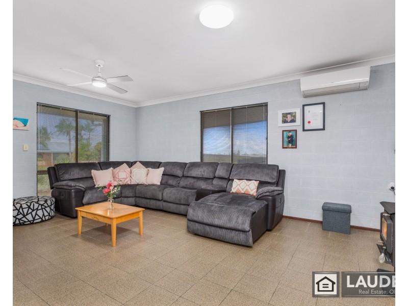 70 Wyden Street, Old Bar NSW 2430