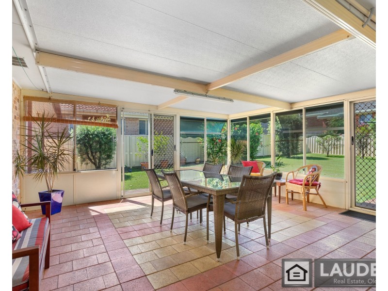 24 Molong Road, Old Bar NSW 2430