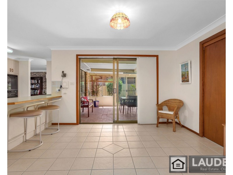 24 Molong Road, Old Bar NSW 2430