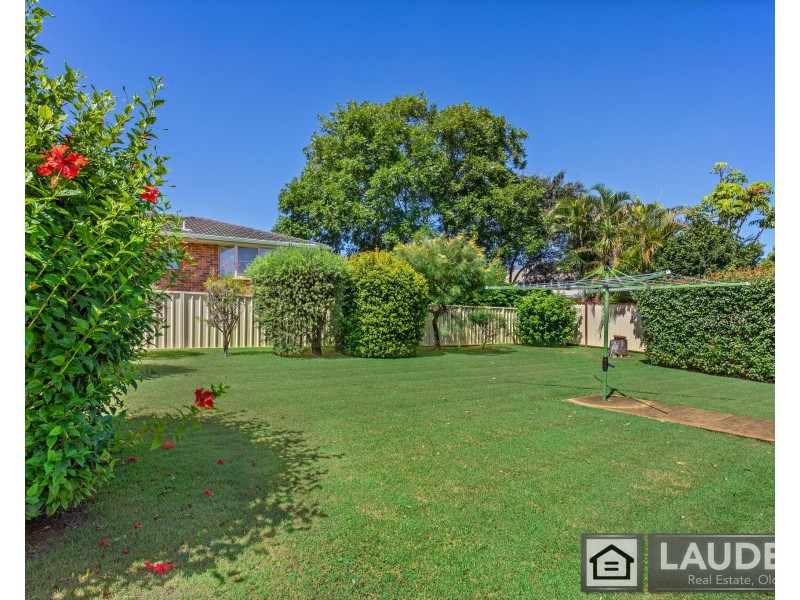 24 Molong Road, Old Bar NSW 2430