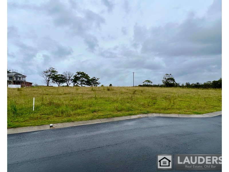 20 Auvergne Way, Old Bar NSW 2430