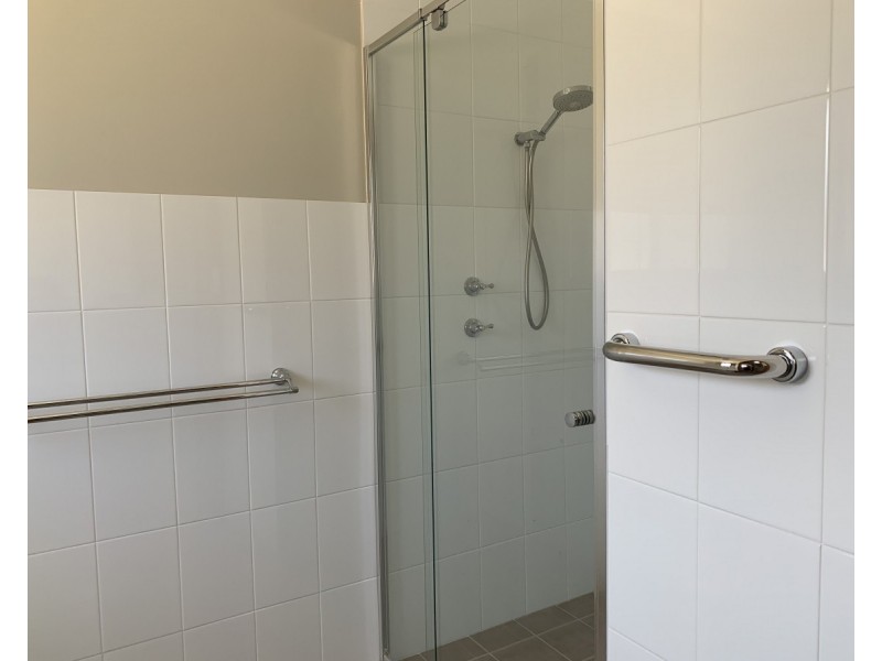 4 Joel Drive, Old Bar NSW 2430