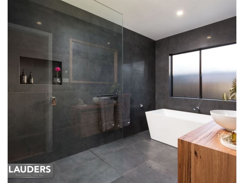 9 Howard Street, Wallabi Point NSW 2430