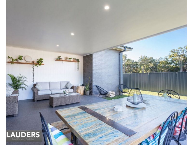 9 Howard Street, Wallabi Point NSW 2430