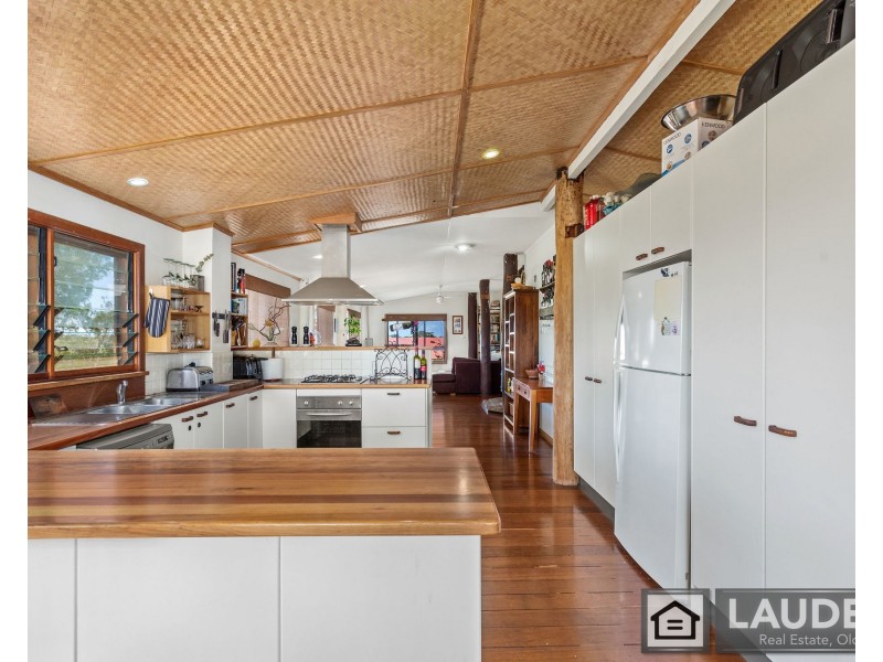 25 Banyula Drive, Old Bar NSW 2430