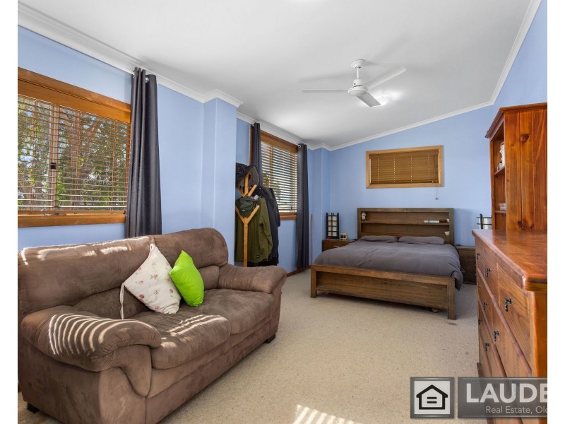 25 Banyula Drive, Old Bar NSW 2430