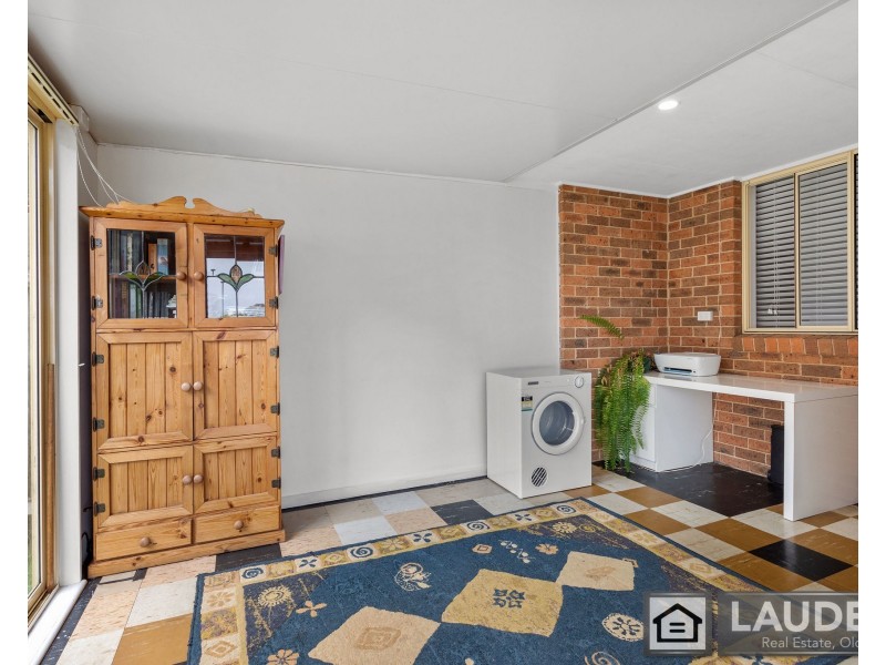 1/6 Osprey Avenue, Old Bar NSW 2430