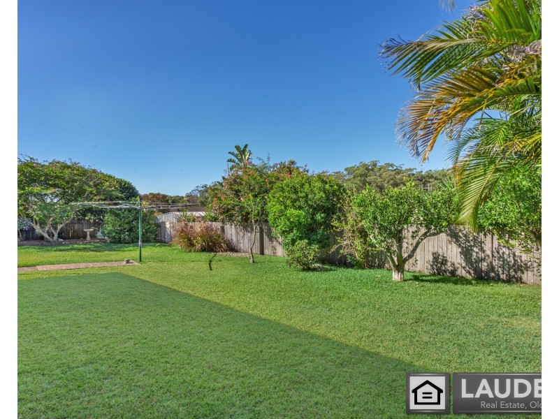 24 Carrabeen Drive, Old Bar NSW 2430