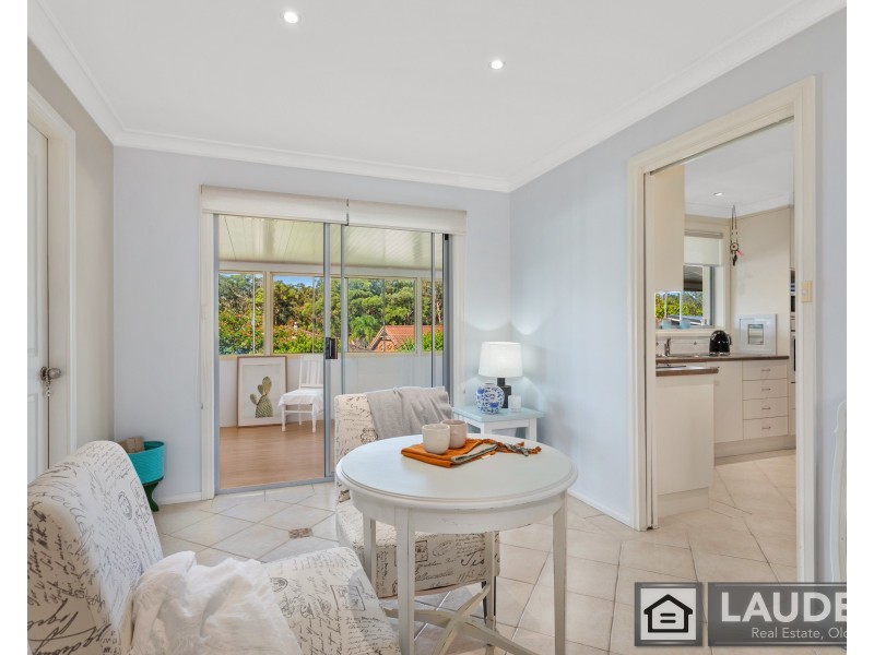 24 Carrabeen Drive, Old Bar NSW 2430