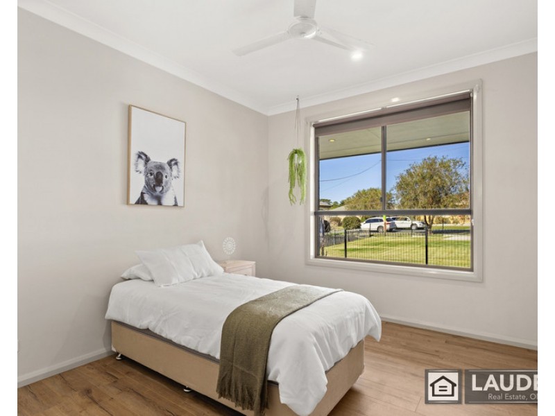 75 Old Bar Road, Old Bar NSW 2430