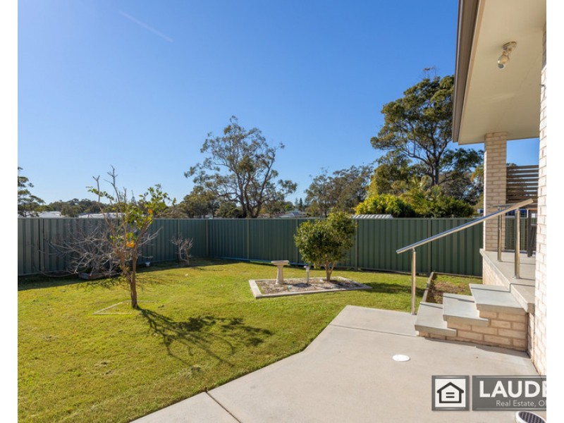 75 Old Bar Road, Old Bar NSW 2430