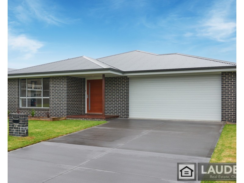 72 Albatross Way, Old Bar NSW 2430